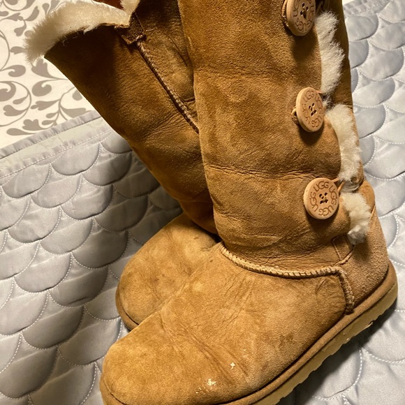 Ugh Bailey Button Triplet boot - Picture 4 of 10